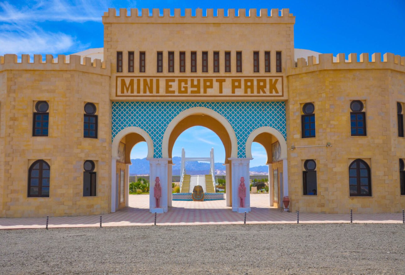 Excursie la Mini Egypt Park din Hurghada